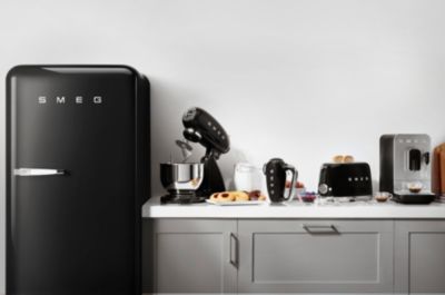 Réfrigérateur congélateur à poser ouverture droite Smeg FAB28RBL5 244L / 26L noir
