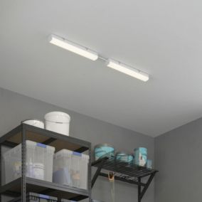 Réglette lumineuse LED intégrée 2160lm 18W IP20 blanc neutre GoodHome blanc L. 60cm x l. 6.8 x H. 6.1cm