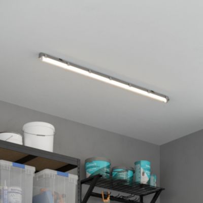 Réglette lumineuse Pagon T8 blanc neutre 2200lm 22W IP65 L. 158,9 x l.7,3 x H.6,4cm gris GoodHome