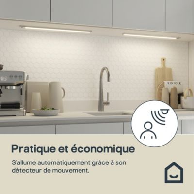 Réglette sous meuble à détection Menezes LED intégrée blanc neutre IP20 570lm 10W L.58,5xl.4,2xH.1cm chrome GoodHome