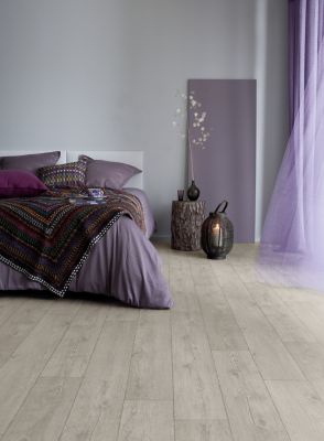 revetement sol pvc saloon coloris farm pecan 4m vendu a la coupe castorama