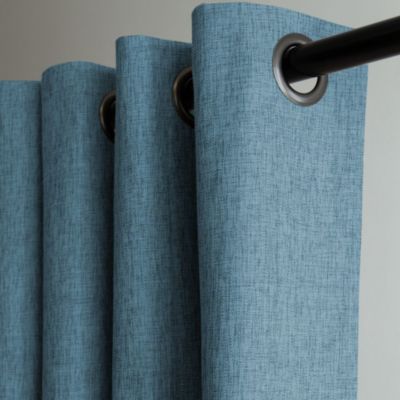 Rideau Occultant Total Oeillets Bleu MC56 130L x 260H