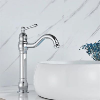 Robinet de lavabo monté sur le pont en cuivre antique à poignée unique pour salle de bain robinet mitigeur à long bec