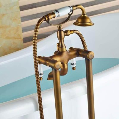 Robinet melangeur sur colonnes retro pour baignoire FLORINA or ancien