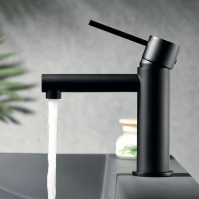 Robinet Mitigeur de Lavabo anti-calcaire Bec Bas Noir Mat IMEX MILOS STICK BDYS045-1NG