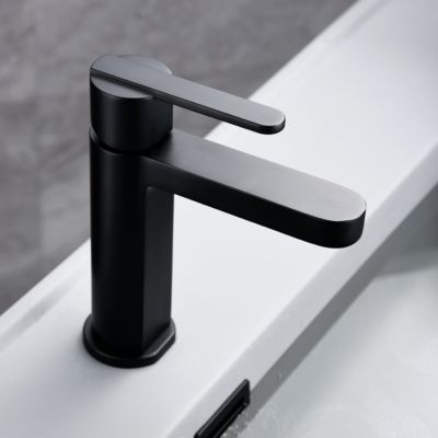 Robinet Mitigeur de Lavabo anti-calcaire Bec Bas Noir Mat IMEX ROMA BDR001-1NG