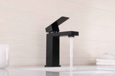 Robinet, mitigeur de lavabo pour salle de bain carré (Noir) LuxuryBain