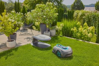 Robot tondeuse sans fil périphérique Smart Sileno Free 700 Gardena 1 700m²