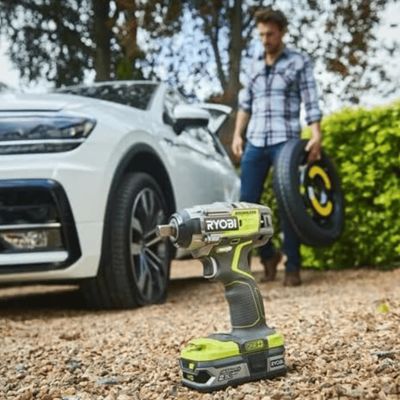 RYOBI - Boulonneuse a chocs BRUSHLESS 18V ONE+ - 4 modes - emmanchement carré 1/2 + adaptateur hexagonal 1/4'' - R18IW7-0