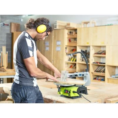 RYOBI Scie a chantourner 125 Watts 405 mm