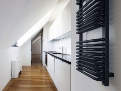 Sèche-serviette mixte noir de 820mm de haut et 440mm de large - 545 Watt - TYT820/440Z8N