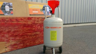 Sableuse aérogommeuse Portable - C2M DECAP Play - Cuve 30 litres ...