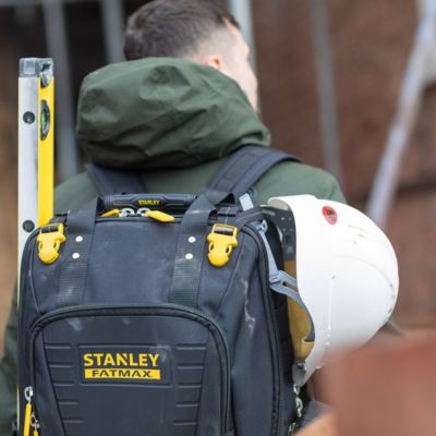 Sac à dos Stanley Fatmax Quick Access FMST1-80144 - sac outil 600 deniers, base étanche, compartiment ordinateur