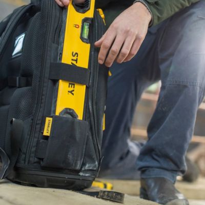 Sac à dos Stanley Fatmax Quick Access FMST1-80144 - sac outil 600 deniers, base étanche, compartiment ordinateur