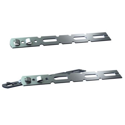 Sachet de 4 pattes de fixation pour les fenêtres PVC | Castorama