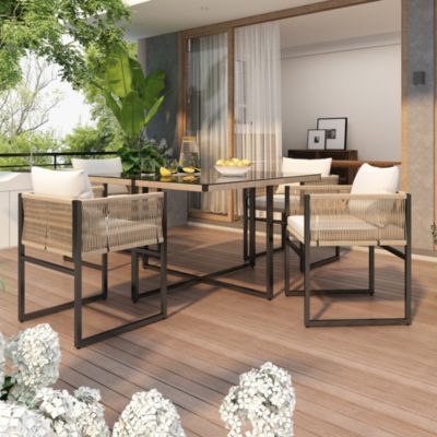 Salon de Jardin 5 Pièces avec 1 Table à Manger, 4 Chaises Empilables, Structure en Fer et Bois, Plateau en Verre Sécurit, Beige