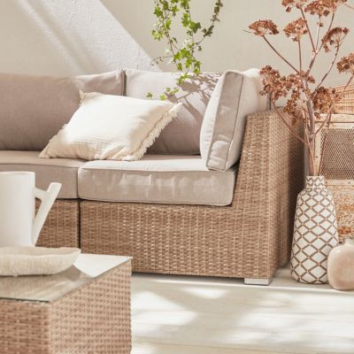 Salon de jardin Premium en résine tressée arrondie   VINCI   Résine naturelle style osier. coussins beiges   5 places. haut de