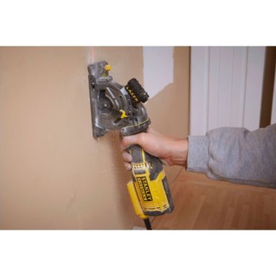 Scie circulaire multimatériaux Stanley Fatmax FME380K 650W