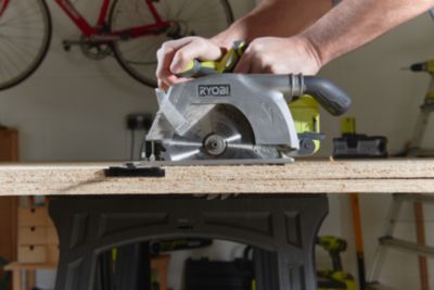 Scie circulaire sans fil Ryobi R18CS-0 165mm 18V ( sans batterie)