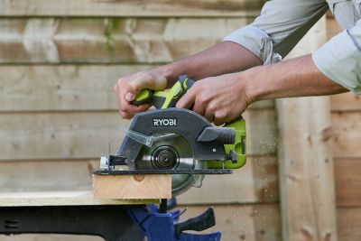 Scie circulaire sans fil Ryobi R18CSP 18V 45 mm (sans batterie)