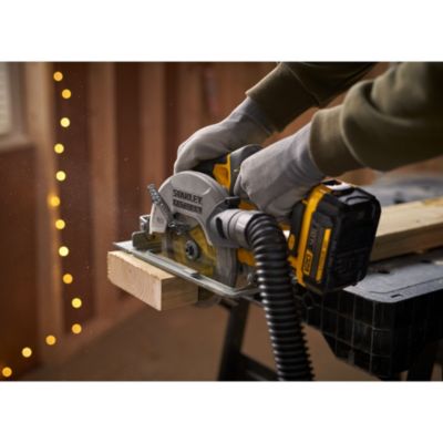 Scie circulaire sans fil Stanley Fatmax SFMCS500B Gamme V20 18V 165 mm (sans batterie)