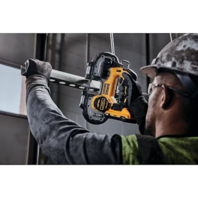Scie à ruban ultra compacte XR 18V DCS377NT-XJ - coupe métal 46 mm, sans fil