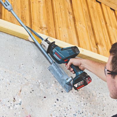 Scie sabre sans fil Bosch professional GSA 18V (sans batterie)