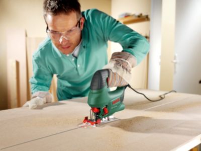 Scie sauteuse filaire pendualire (4 niveaux) 520 W, maxi 3100 tr/min, Bosch PST 750