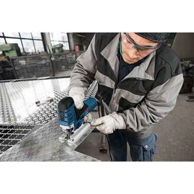 Scie sauteuse filaire pendualire (4 niveaux) 780 W, maxi 3100 tr/min, Bosch Professional GST 150 CE