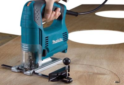 Scie sauteuse filaire pendulaire (3 niveaux) 450 W - maxi 3100 tr/min - Makita 4329K