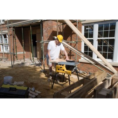 Scie Circulaire Sur Table DEWALT DW743N-QS - 2000W - Transformable Scie à Onglets - Lame 250mm
