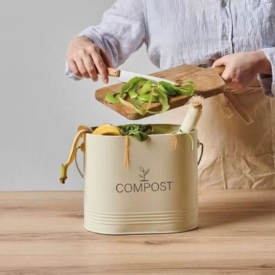 Seau à compost - GUILLOUARD - Ovale - Capacité 7L - Avec filtre à charbon - 16x29x23cm - Beige