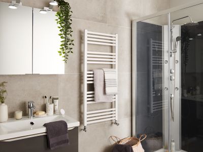 Sèche-serviettes eau chaude en acier GoodHome Duala blanc 20 barres - 438 W