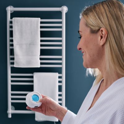 Sèche-serviettes électrique à inertie fluide GoodHome Hyana blanc 500W