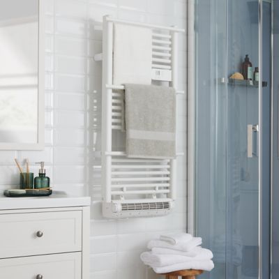 Goodhome solna discount water towel warmer