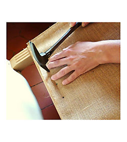 Semences Tapissier Évidées 9 mm 6/4 - 5mm - 250g - Petits Clous Semences Tapissier Évidées 9 mm 6/4 - 5mm - 250g - Petits Clous