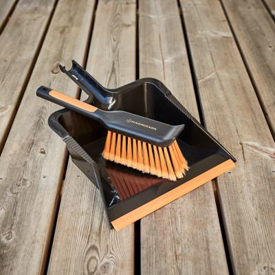 Set brosse et pelle Magnusson en Caoutchouc, plastique et polyéthylène téréphtalate (PET)