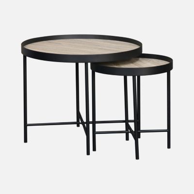 Set de 2 tables gigognes rondes pratiques en MDF effet bois de chêne avec pieds noirs