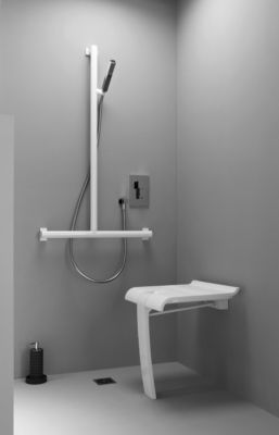 Siège de douche piètement alu, assise polymère coloris blanc l.45 x P.44,2 x H.50 cm