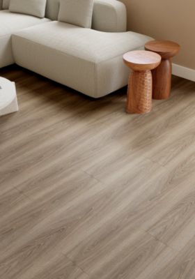 Sol stratifié Clancy GoodHome, passage élevé AC4, effet chêne gris taupe, L.129,2 cm x l.19,3 cm x ép.8 mm