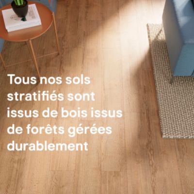 Sol stratifié clipsable Helmsley chêne brun 12 mm