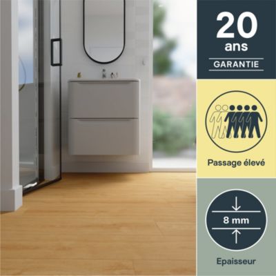 Sol stratifié Corduff GoodHome, passage élevé AC4, effet chêne blond, L.128,5 cm x l.19,2 cm x ép.8 mm, résistant à l'eau