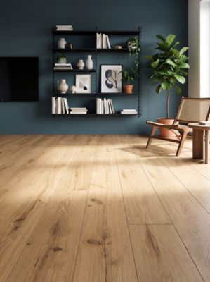 Sol stratifié Fleetwood GoodHome, passage élevé AC4, effet chêne miel, L.138,3 cm x l.19,3 cm x ép.8 mm