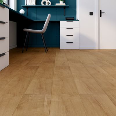 Sol stratifié Gladstone GoodHome, passage élevé AC4, effet chêne blond, L.128,6 cm x l.19,4 cm x ép.8 mm