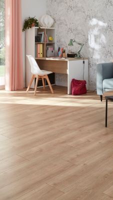Sol stratifié Kami décor chêne naturel L. 138,3 x l. 19,3 cm x 8 + 2mm GoodHome