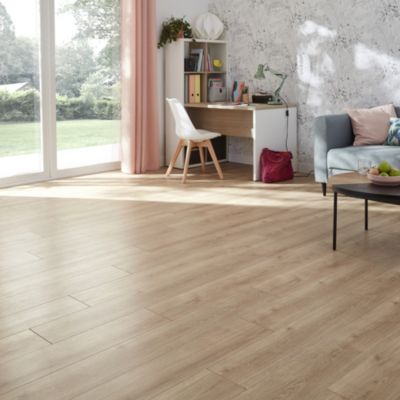 Sol stratifié Kami décor chêne naturel L. 138,3 x l. 19,3 cm x 8 + 2mm GoodHome
