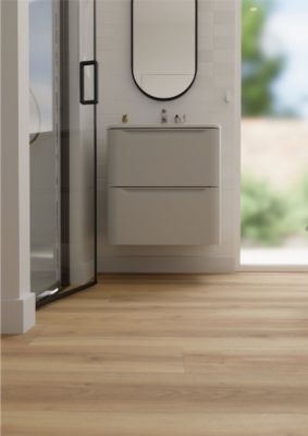 Sol stratifié Towcester GoodHome, passage élevé AC4, effet chêne blond, L.138,3 cm x l.19,3 cm x ép.8 mm, résistant à l'eau