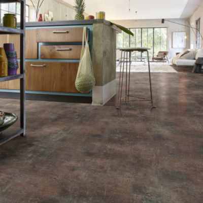 Sol Vinyle Loft - Aspect béton griffé - Brun cuivré - Surface brillante - Rouleau de 4m x 3m