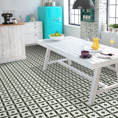 Sol Vinyle Style - Carreaux de ciment graphique - Noir et blanc - Rouleau de 4m x 14m
