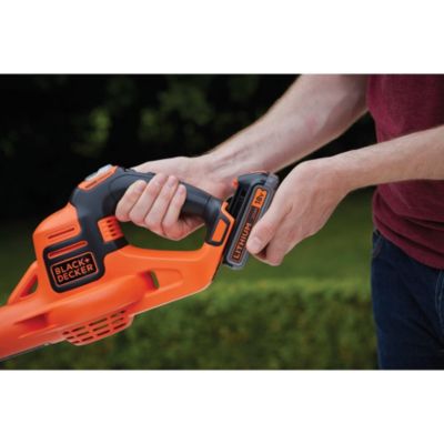 Souffleur Axial Sans Fil BLACK+DECKER 18V - 209 Km/h Avec Batterie 2Ah - Feuilles Mortes